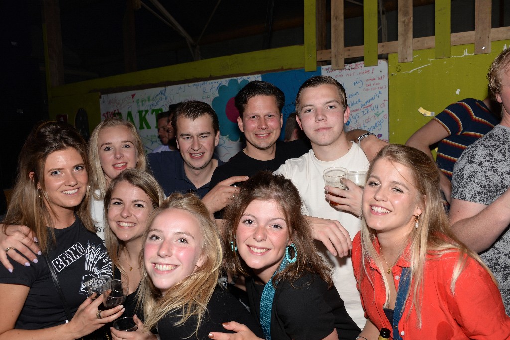 ../Images/Feest zonder naam 2019 099.jpg